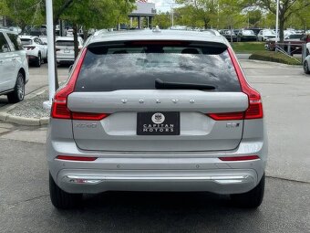 2023 Volvo XC60 B5 Plus Bright Theme AWD 2.0 - 4