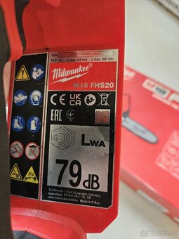 AKU řetězová pila Milwaukee M18 - 4