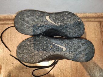 Turfy Nike Tiempo velikost EUR 41 - 4