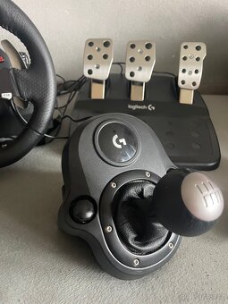 Logitech G920 + pedály + řadící páka - 4