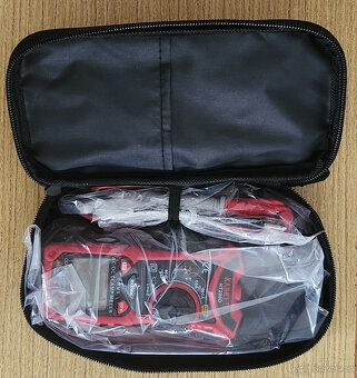 Digitální klešťový měřící přístroj HT206D - 4