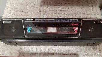Radiomagnetofon aiwa a panasonic...celkem 1800 za oba - 4