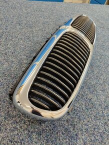 Maska (gril) Jaguar x type - 4