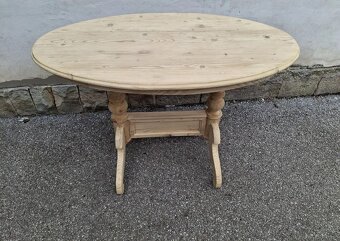 ZAJÍMAVÝ STAROŽITNÝ STŮL PO CELKOVÉ RENOVACI - 4