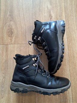 Zimní dětské boty pěkný stav - 4