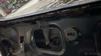 BMW E39 Touring - zadní vrata - 4