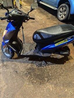 Skutr KYMCO 50 - 4