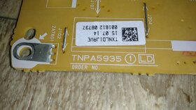 Panasonic TX-42AS520E - 4