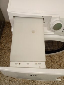 Sušička prádla s tepelným čerpadlem AEG - 4