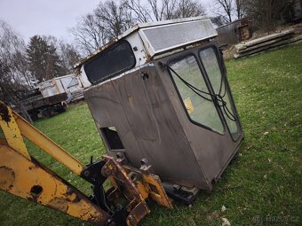 Prodám kabinu z E 517 - 4