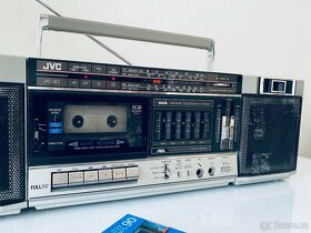 Radiomagnetofon JVC PC 30, rok 1985 - 4