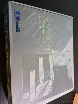 ASUS ROG STRIX Z590-A GAMING WIFI - Intel Z590 - 4