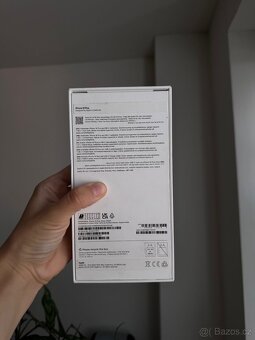 iPhone 16 Plus - 4