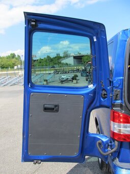 Volkswagen Caravelle 2.5 TDI 7 míst 4 x 4 - 4
