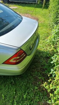 Mercedes Benz W203 C 220 CDI na NÁHRADNÍ DÍLY - 4