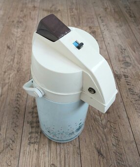 retro termoska 2l - 4