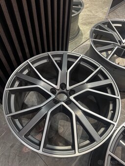 AUDI R22 RS6 / S6 / Q7 / TOUAREG / SQ7/ Q8 - 4