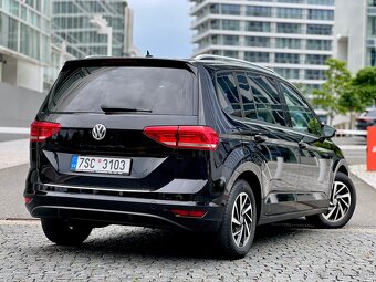 VW Touran 2018,7 mistTop Stav - 4