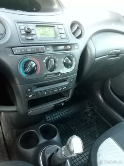 Toyota Yaris, rv.2004, 3 dvéřová - 4