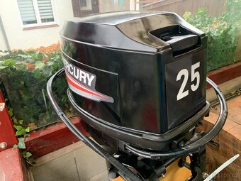 Prodám závěsný lodní motor Mercury 25hp (dálkové ovládání) - 4
