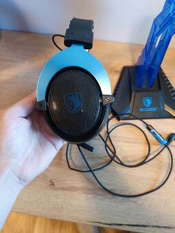 Sluchátka SADES Mpower SA-723 + stojan - 4