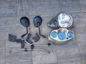 Aprilia Scarabeo 400i/ 250i 2009, rozprodám po dílech - 4