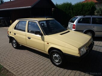 ŠKODA FAVORIT 135 L - 4