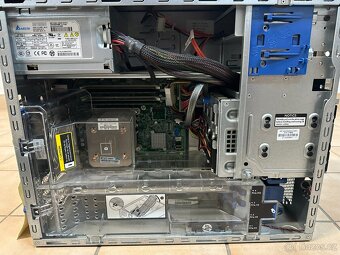 HP Proliant ml310e gen8 v2 - 4