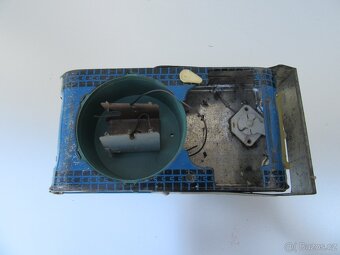 Nabízím retro hračku plechový buldozer Norma TK-01. Nekomple - 4