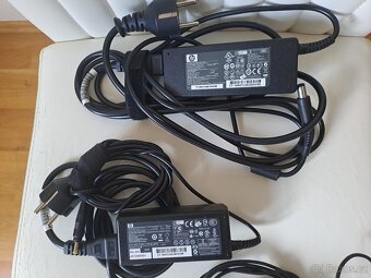 3 KABELY S ADAPTOREM k PC HP a ASUS - VELMI LEVNĚ - 4