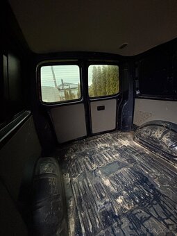 Vw t5 62kw nafta najeto 470tis - 4