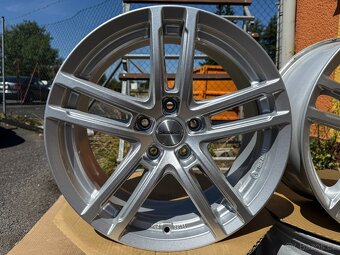 Alu kola 5x112 r17 Dezent TOP STAV - 4