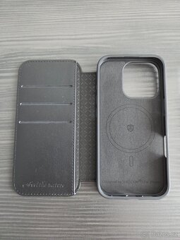 Apple iPhone 16 Pro 256GB / černý titan / záruka 3 roky - 4
