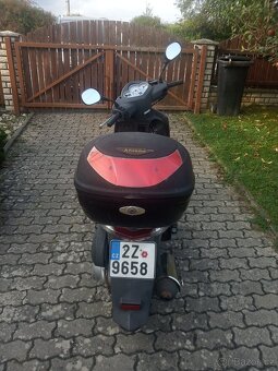 Honda Dylan 125 - 4