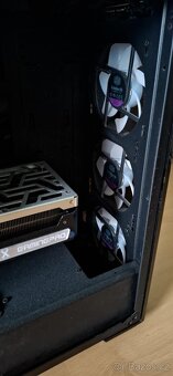 2 Roky stará pc sestava - 4