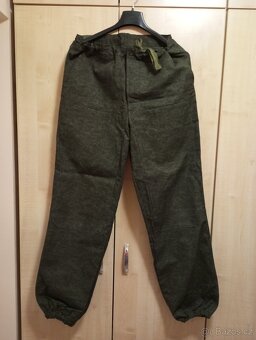 Vojenské maskáče a další vojenské oděvní součástky - 4