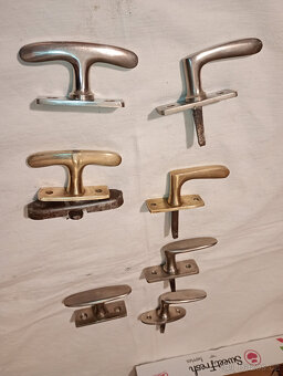 Okenní kličky,rozvory,půlolivky MOSAZ zlatá,světlá - 4