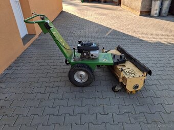 Motorový zametač - 4