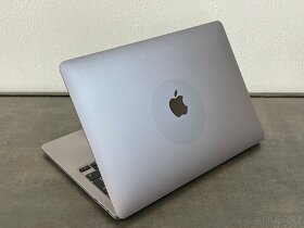 MacBook Pro 13" 2020 i7 / 500GB / CTO - DPH - 4