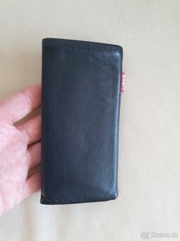 Kožené puzdro fitBAG Beat Black pro iPhone 8 / SE 2 SE 3 - 4
