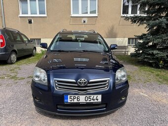 Avensis - 4