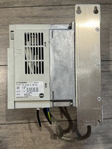 Frekvenční měnič Mitsubishi E500 + RFI filtr Schaffner - 4