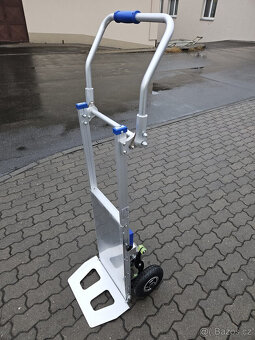 Vozík s elektrickým zdvihem - 4