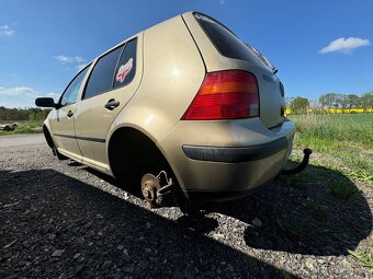 Volkswagen Golf 4 NÁHRADNÍ DÍLY - 4
