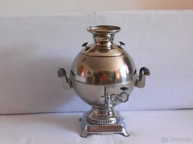 Samovar elektrický a panenka Grélka. - 4