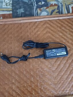 Sony VGP-AC19V48 originální napájecí zdroj - 4
