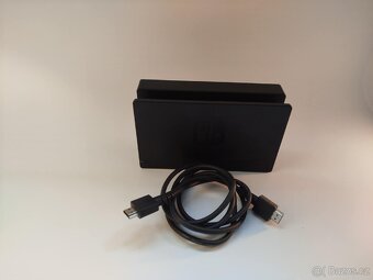Prodám Nintendo Switch, 2 hry a puzdro - 4