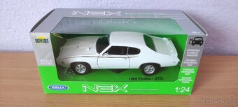 Modely aut 1/24 - Welly 1 - 4