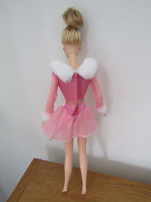 Panenka Barbie JEWEL SKATING 460 Kč - 4