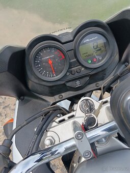 Suzuki bandit 650s gsf - 4